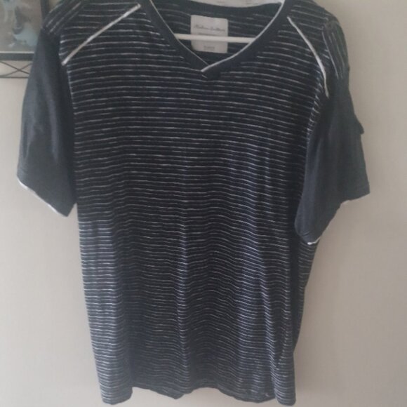 Modern Culture VNeck Short Sleeve Striped Black/White Shirt XL - Picture 1 of 4